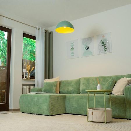 Einzigartiges Scandi Apartment - Innenstadt Mit Parkplatz, Balkon & Wlan - Perfekt Fuer Radfahrer Riedlingen Luaran gambar