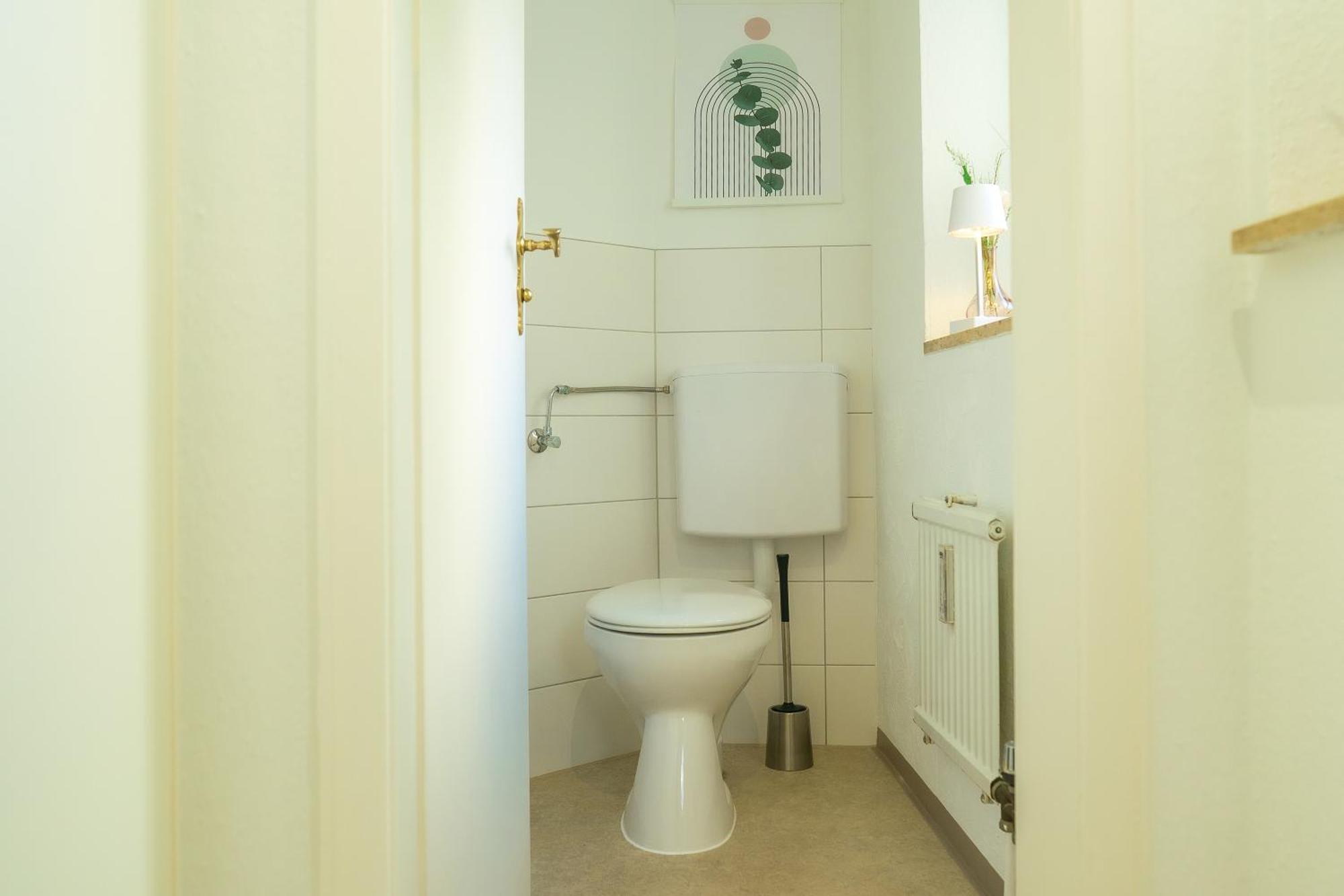 Einzigartiges Scandi Apartment - Innenstadt Mit Parkplatz, Balkon & Wlan - Perfekt Fuer Radfahrer Riedlingen Luaran gambar